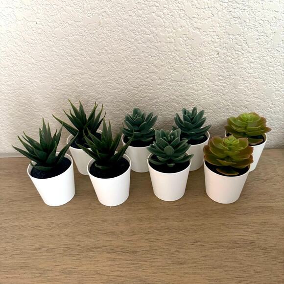 IKEA Other - Ikea set of 8 Artificial Succulents Mini Realistic Fake Plants with Plastic Pots